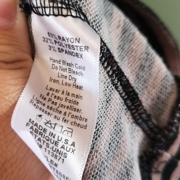 Jackson Rowe Striped Crop Style Long Sleeve Soft Casual Top Sz Medium - Picture 8 of 8